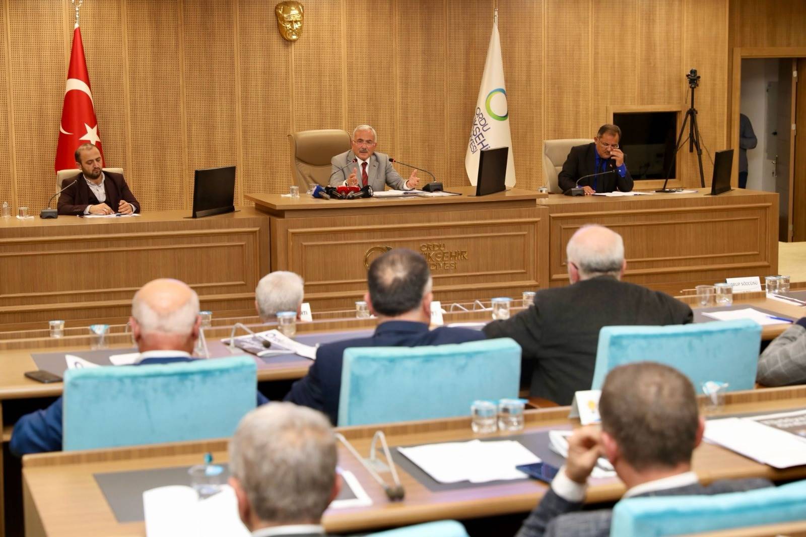 BAŞKAN GÜLER’DEN MÜJDELER “ÇOK YOĞUN BİR ÇALIŞMA DÖNEMİNDEN GEÇİYORUZ” “ORDU’DA