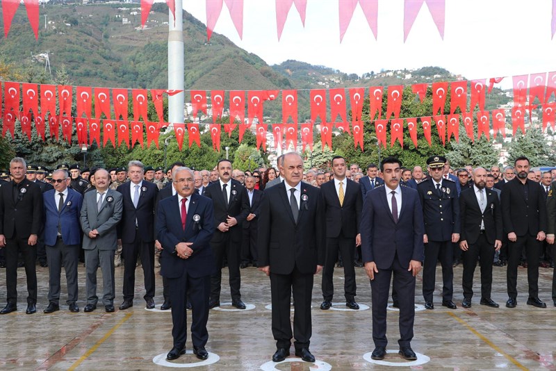 Büyük Önder Atatürk, Ebediyete İntikalinin 85. Yıl Dönümünde Törenlerle Anıldı o3