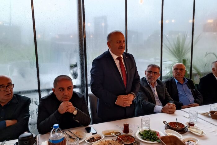 Ünye Belediye Başkanı Hüseyin Tavlı Ordu Günleri için gittiği İstanbul’da