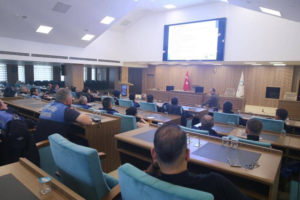 BÜYÜKŞEHİR ZABITASINA “ZABITA MEVZUATI” EĞİTİMİ VERİLDİ BU
