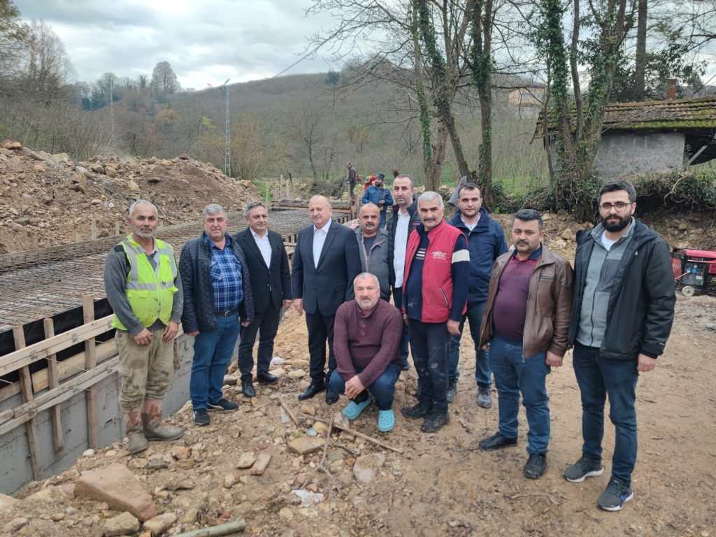 ÜNYE BELEDİYESİ’NDEN SU TAŞKINLARINA KALICI ÇÖZÜM a1