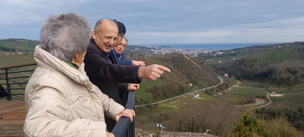 ÜNYE KALESİ YENİ YILLA BİRLİKTE TURİZME AÇILACAK d1 2