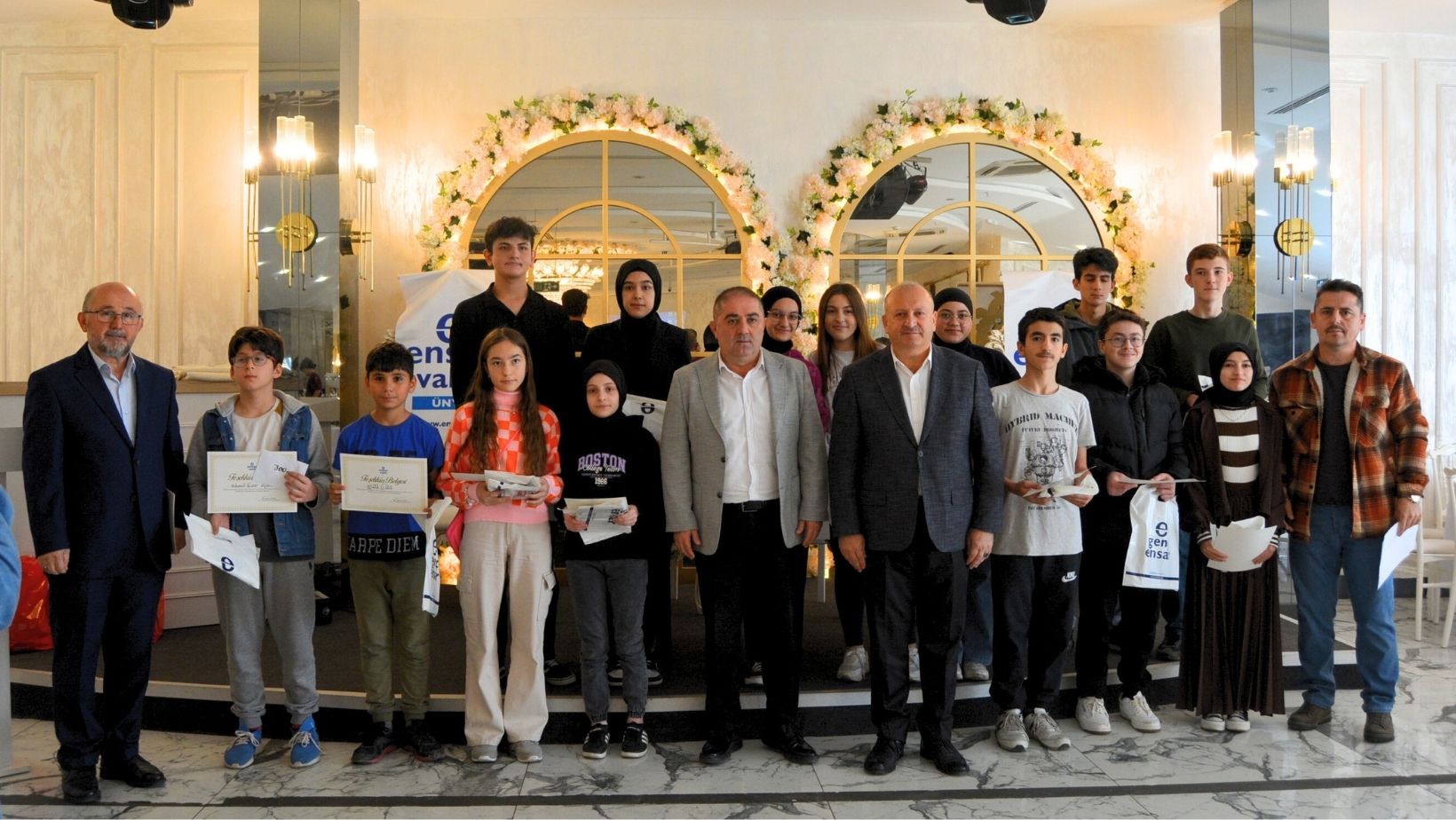 Ensar Vakfı’nın ülke genelinde düzenlemiş olduğu “Sana Emanet” Bilgi Yarışması
