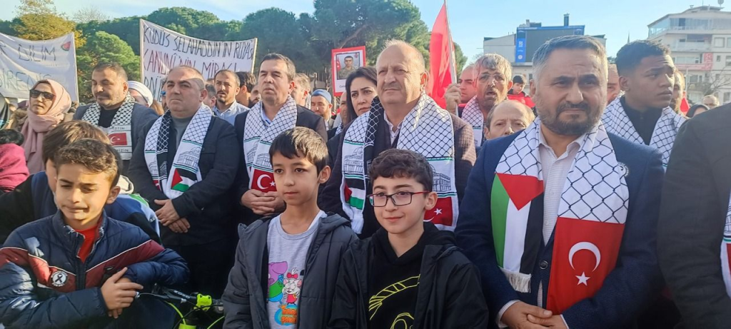 ÜNYE FİLİSTİN VE ŞEHİTLER İÇİN YÜRÜDÜ image 5