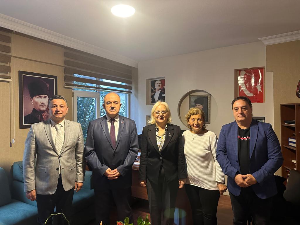 Vali Erol, İade-i Ziyaretlerine Devam Etti va