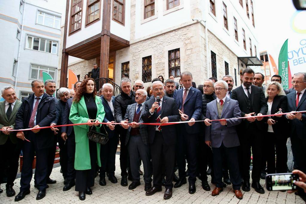 &nbsp; TARİHİ KONAK KÜLTÜRÜN HİZMETİNDE  BAŞKAN GÜLER: “ŞEHRİMİZİ GELECEĞE TAŞIYORUZ.