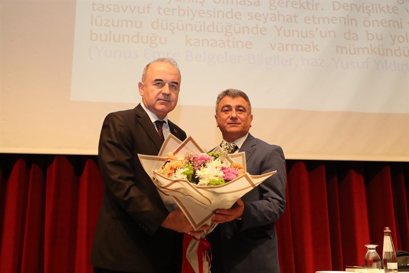 “Yunus Emre’nin Coğrafyası” Konulu Konferans Gerçekleştirildi yu2