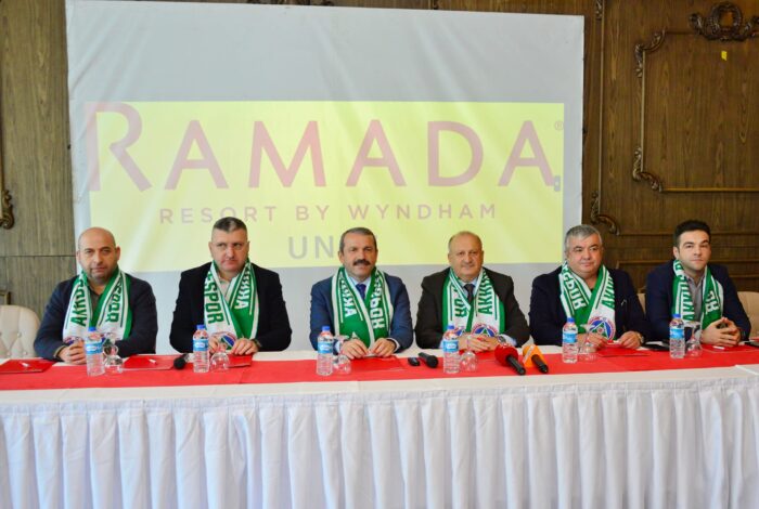 BAŞKAN TAVLI, “İLİMİZİ EFELER LİGİNDE TEMSİL EDEN AKKUŞ BELEDİYESPORUMUZ MAÇLARINI ÜNYE’DE OYNAYACAK” z1 3