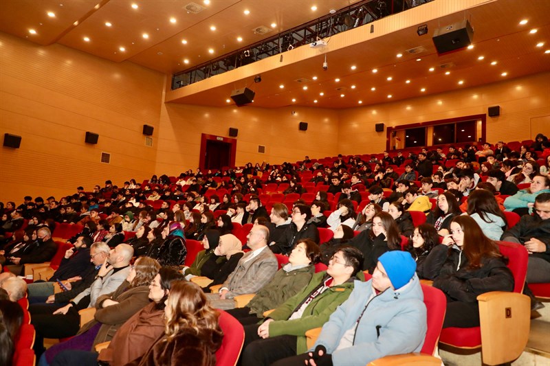 “Milli Mücadele Döneminde Ordu ve Rüsumat No:4 Gemisi” Konulu Konferans Düzenlendi a6 1
