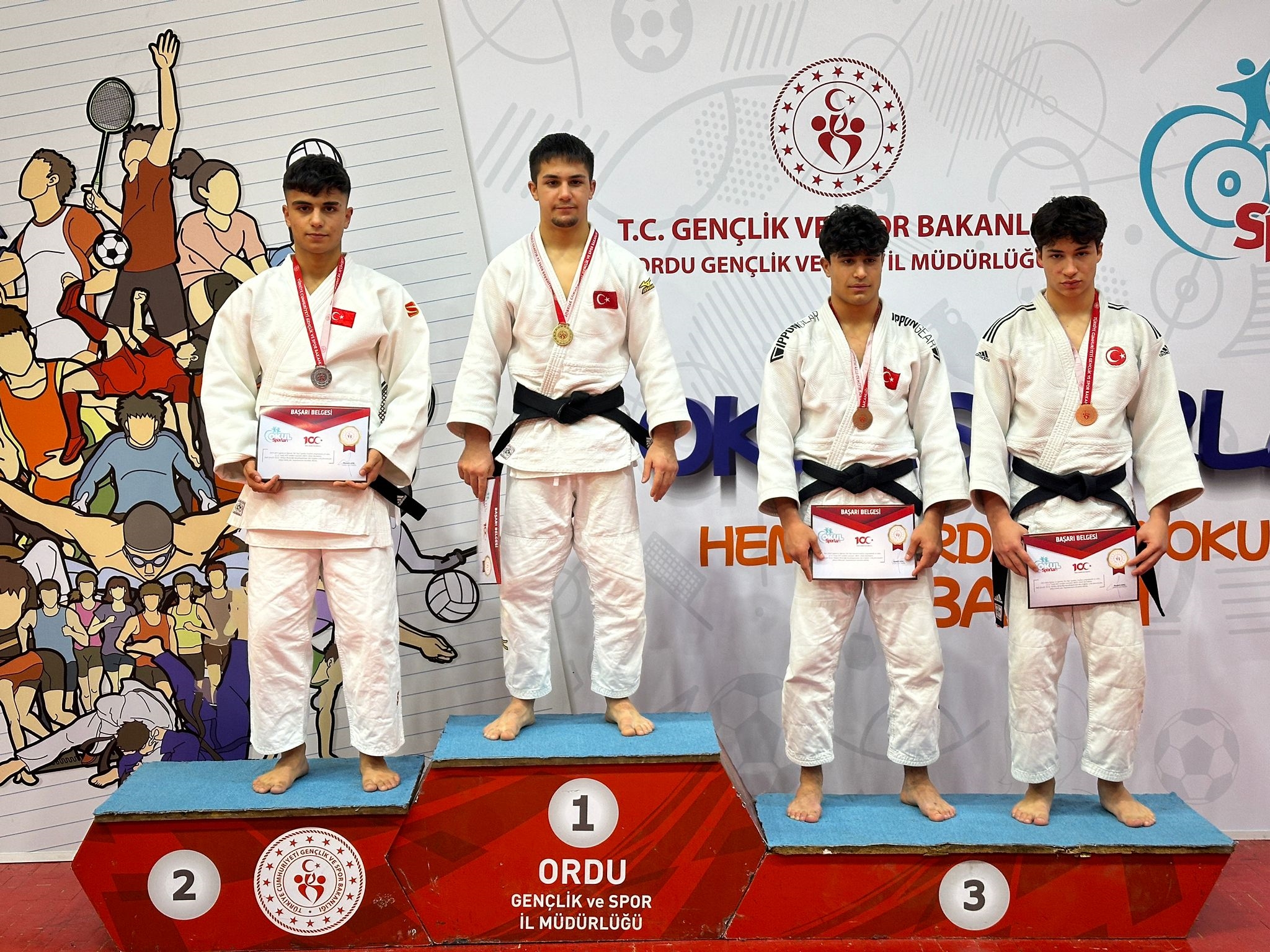 BÜYÜKŞEHİR SPORCULARINDAN YENİ BAŞARILAR GELDİ Ordu’nun ev sahipliğinde 13-14 Ocak