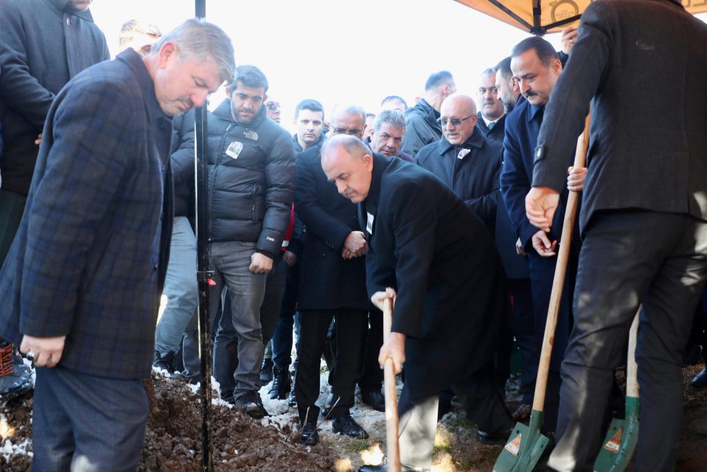 Şehidimizi Dualarla Son Yolculuğa Uğurladık c4