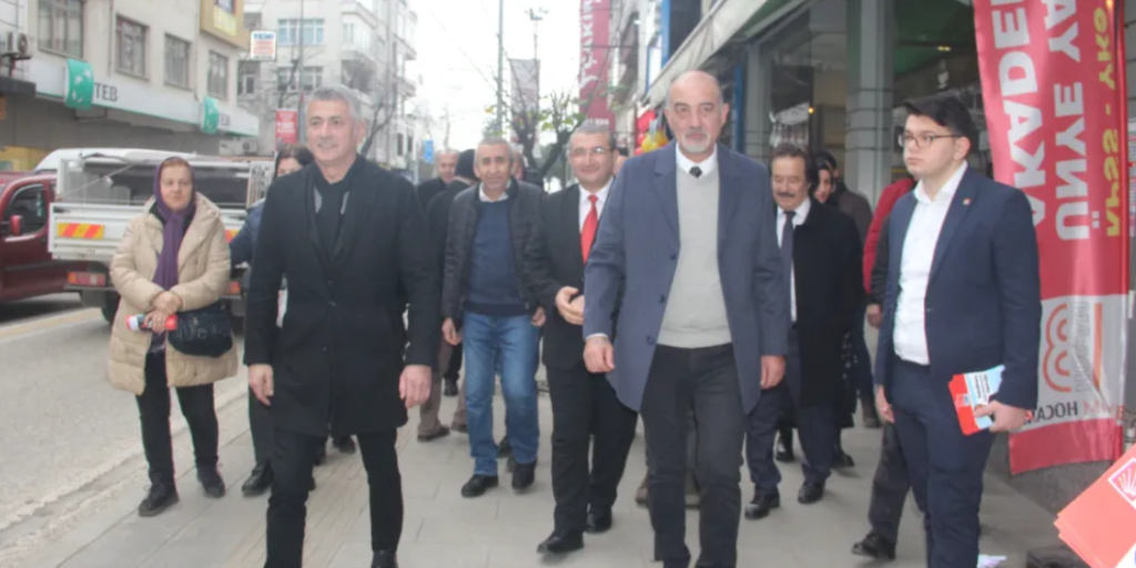 BAŞKAN ADAYI ÖZTÜRK, SEÇİM ÖNCESİ SAHADA HIZ KESMİYOR ch5