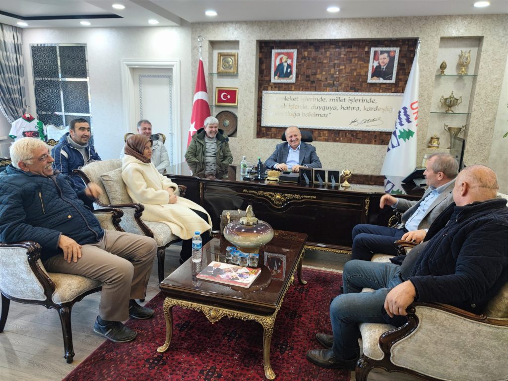 BAŞKAN TAVLI, “OSB’DE OLDUĞU GİBİ, SANAYİ SİTESİ’NDE DE YÜREĞİMİZİ ORTAYA KOYDUK” os2