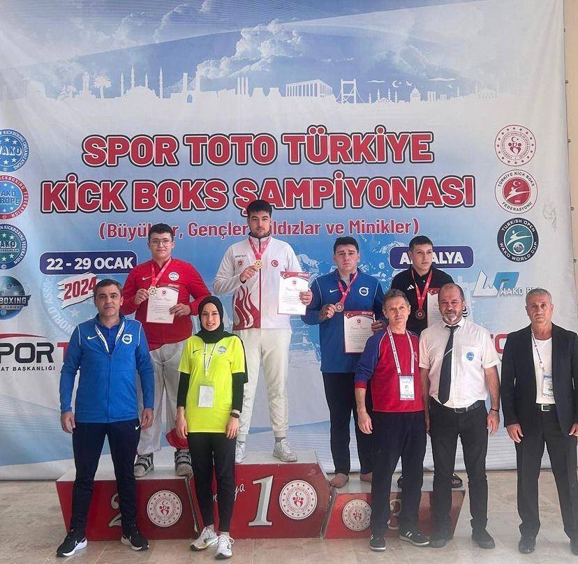BÜYÜKŞEHİR SPORCULARINDAN YENİ BAŞARILAR GELDİ Ordu Büyükşehir Belediye Spor Kulübü
