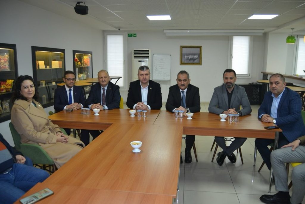 MİLLETVEKİLİ ÖZER’DEN, ÜTSO' YA ZİYARET U2