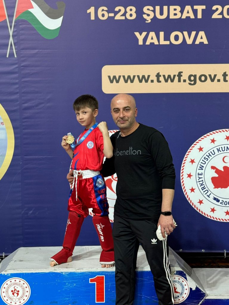 ÜNYELİ ALP TÜRKİYE ŞAMPİYONU YE