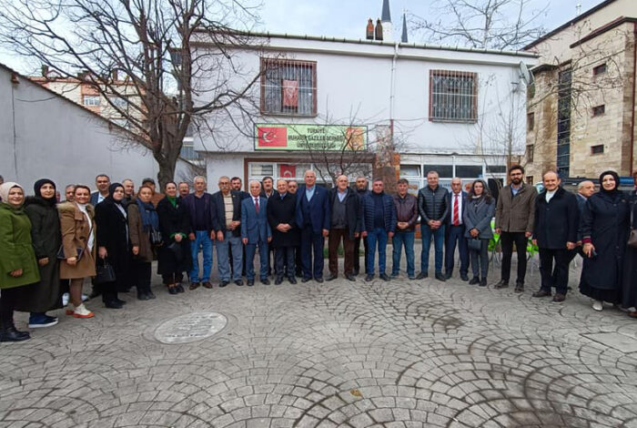 BAŞKAN TAVLI GAZİLER DERNEĞİNİ ZİYARET ETTİ a3 8