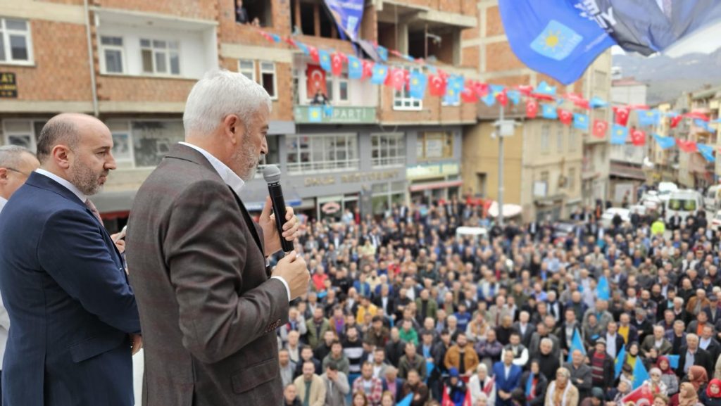 ENVER YILMAZ'DAN ÇATALPINAR'DA TARİHİ MİTİNG a4 6