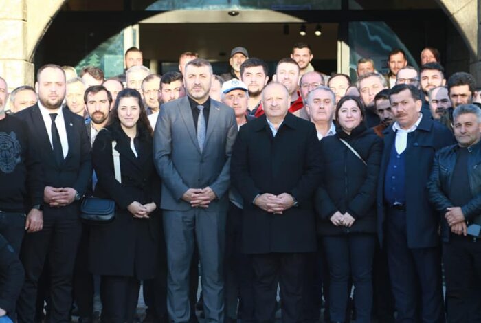 ÜNYE BELEDİYESİ’NDE İŞÇİLER BAYRAM ETTİ a5 16