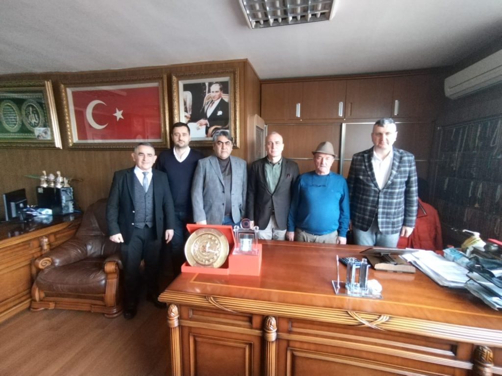 İHRACATÇI FİRMALARA BAŞARI ÖDÜLÜ ak3