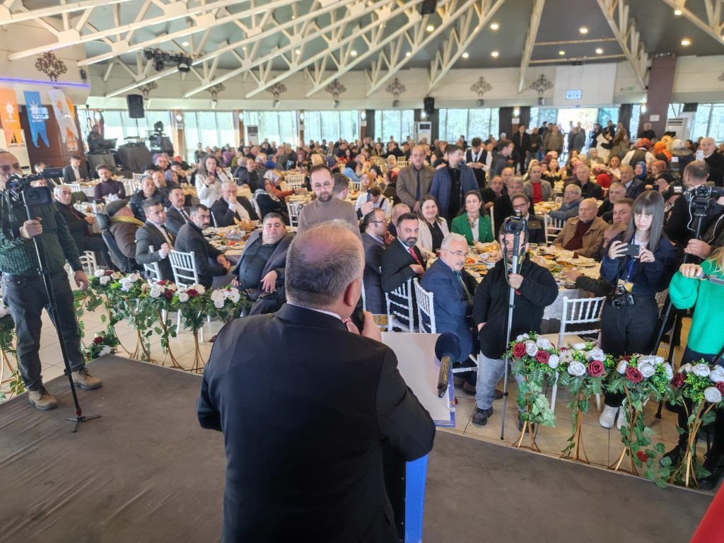 BAŞKAN GÜLER ve BAŞKAN TAVLI MUHTARLAR VE STK’LARLA BULUŞTU b1 2