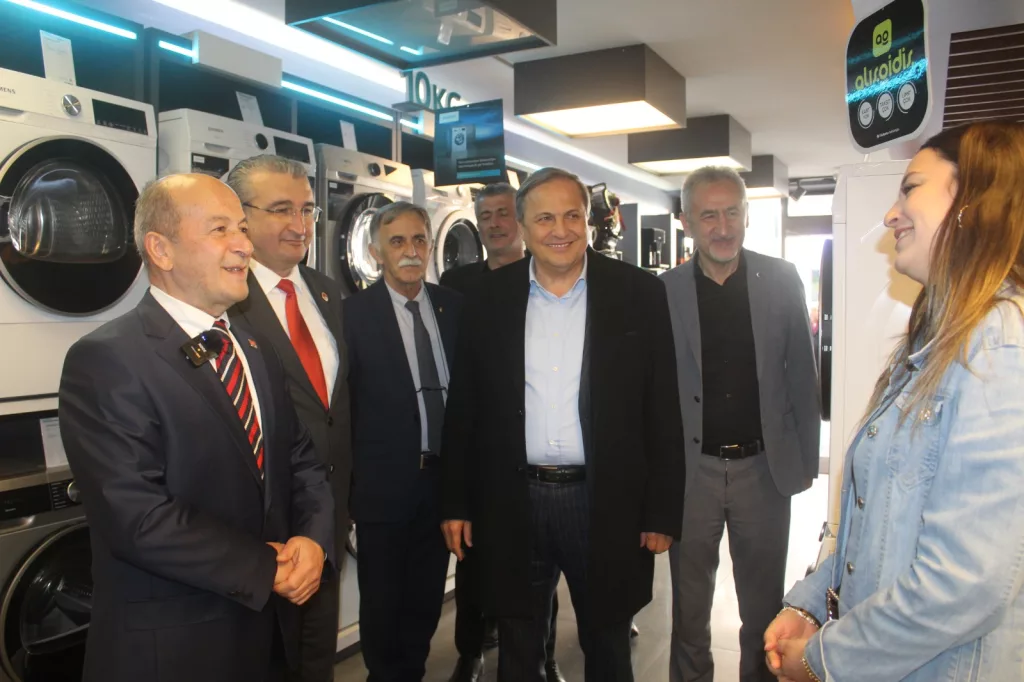 "CHP'nin Büyük Buluşması: Ünye'de 31 Mart Seçimleri İçin Coşkulu Ziyaretler" c2 4