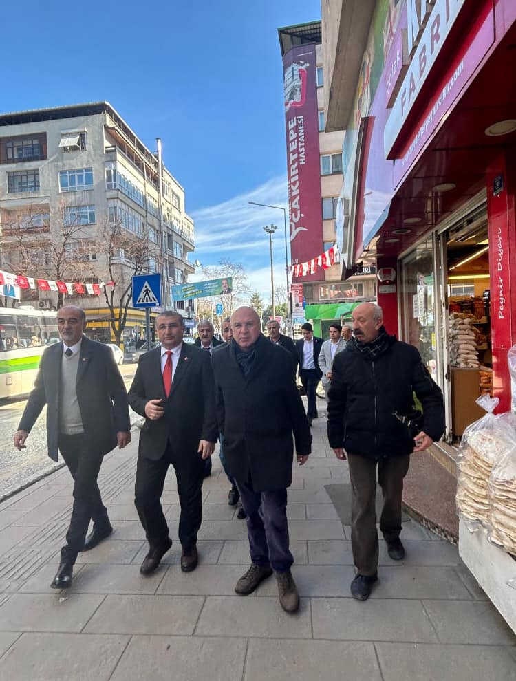 CHP ADAYI ÖZTÜRK'E YOĞUN İLGİ cu 1