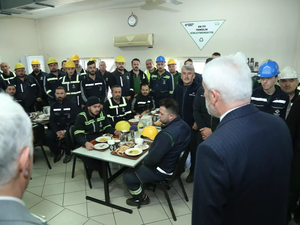 ENVER YILMAZ HIZ KESMİYOR en1 6