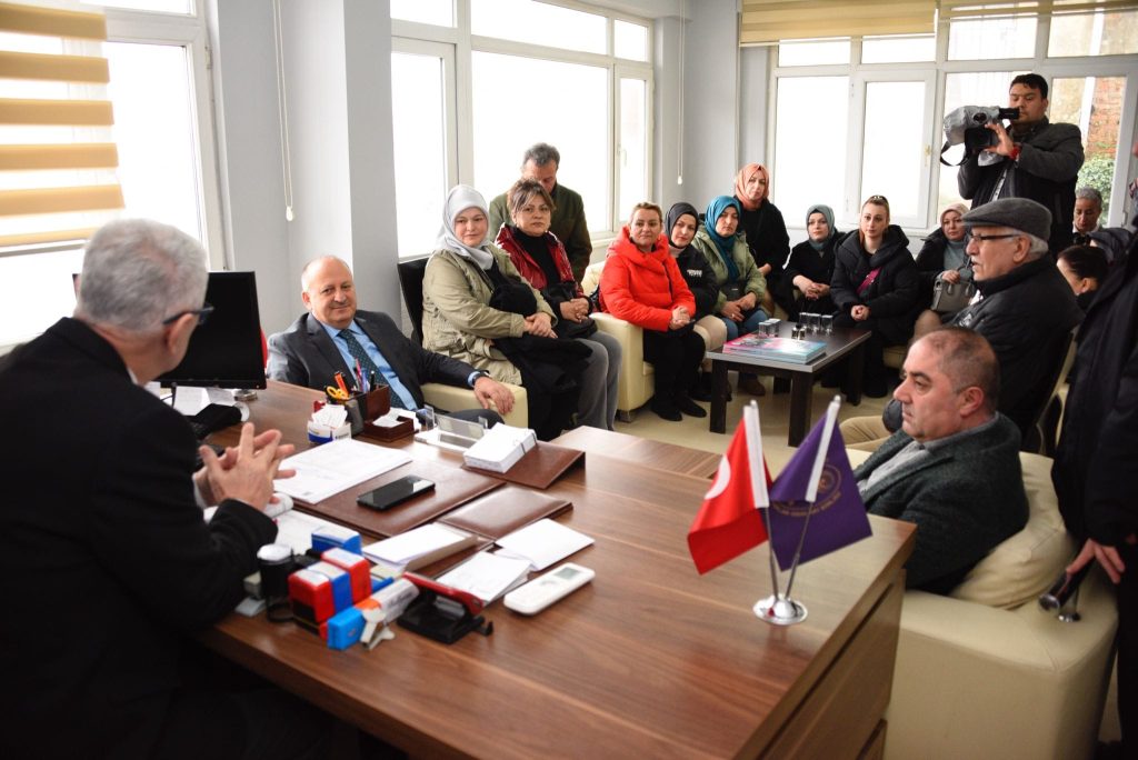 BAŞKAN TAVLI’DAN GIDA MADDELERİ SATICILARI ESNAF ODASINA ZİYARET g3