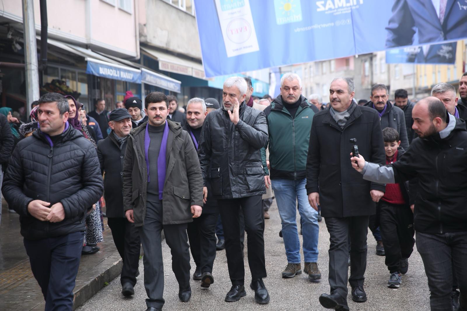 GÖLKÖY’DE BİR SAAT ARAYLA İKİ MİTİNG YAPTI GÖLKÖY İLÇESİNE BAĞLI,