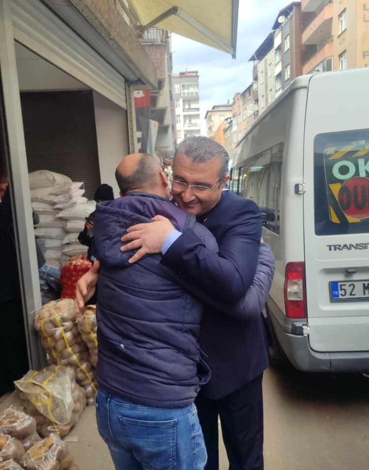 BAŞKAN ÖZTÜRK, SEÇİM ÇALIŞMALARINDA HIZ KESMİYOR oz2 2