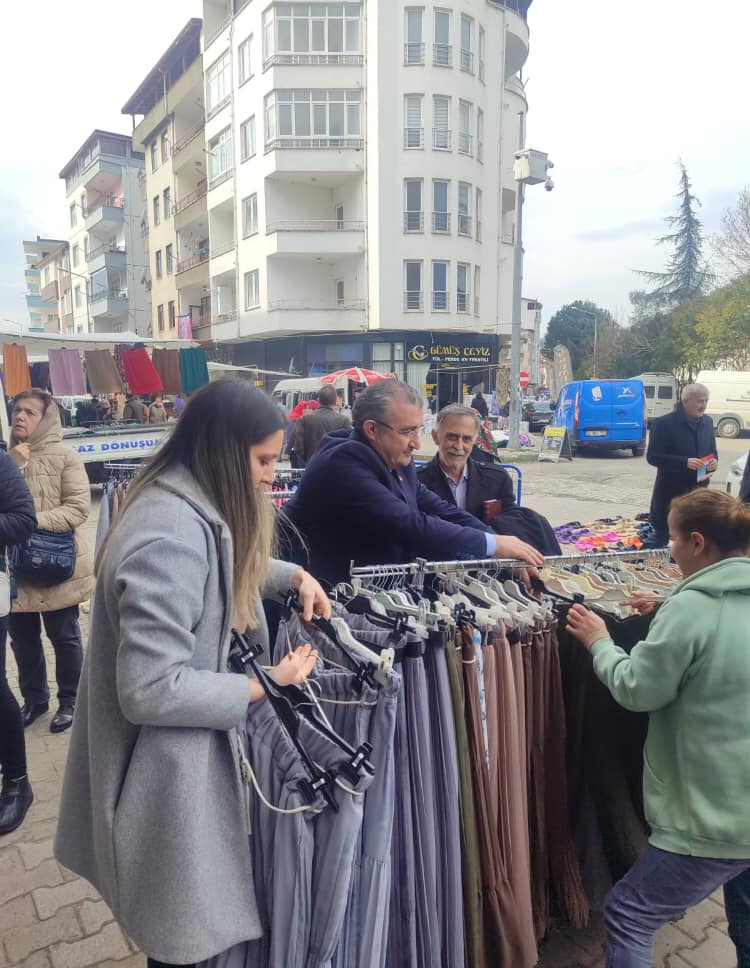 BAŞKAN ÖZTÜRK, SEÇİM ÇALIŞMALARINDA HIZ KESMİYOR oz4 1