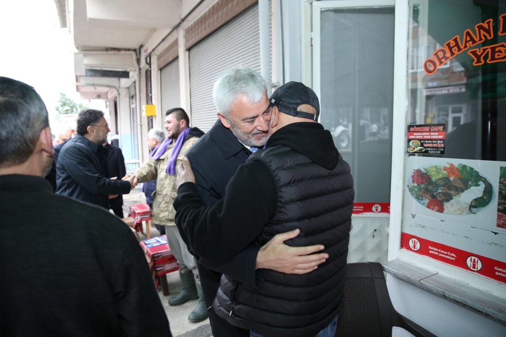 ENVER YILMAZ'A PERŞEMBE'DE SEVGİ SELİ per1