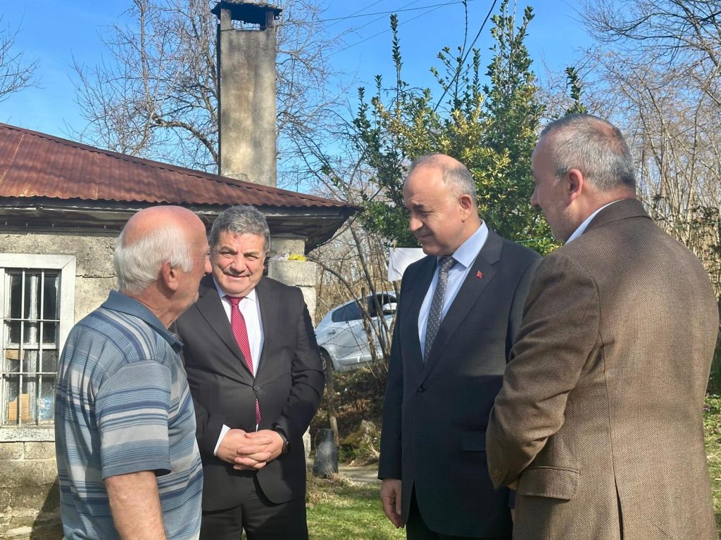 Vali Erol, Hane Ziyaretlerini Sürdürüyor s13 1