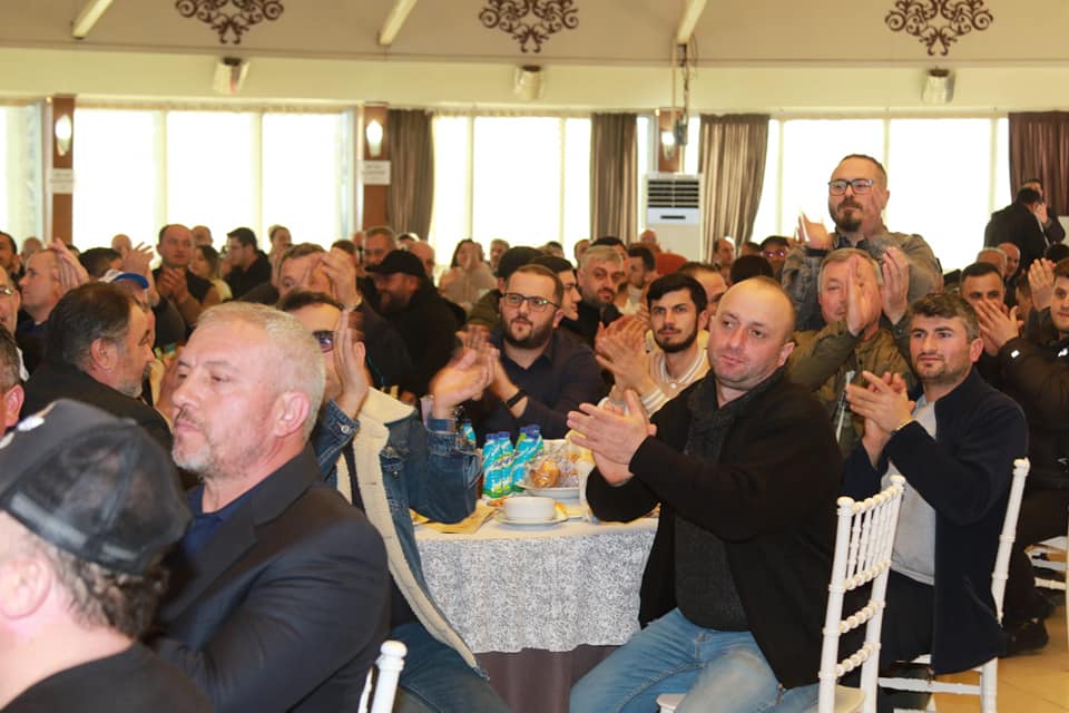 ÜNYE BELEDİYESİ’NDE İŞÇİLER BAYRAM ETTİ s9 3