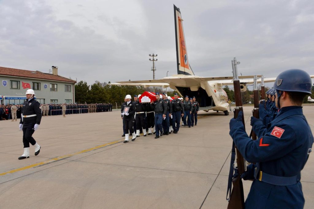 Ünyeli Hava Pilot Albay Levent Öztürk Şehit Oldu sp2
