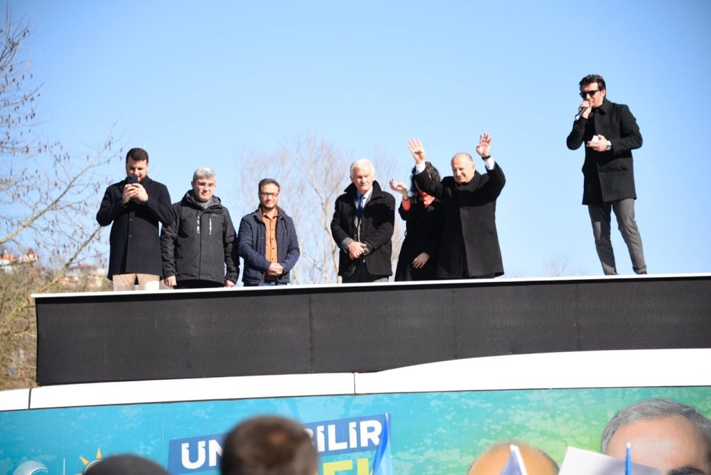 BAŞKAN TAVLI’DAN YEŞİLKENT MAHALLESİNDE GÖVDE GÖSTERİSİ t3 1