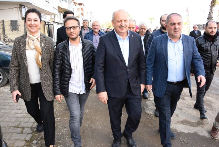 Ünye Belediye Başkanı Hüseyin Tavlı Fevzi Çakmak Mahallesi’nde esnaf ve