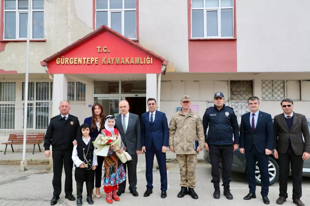 VALİ EROL, GÜRGENTEPE VE GÖLKÖY'DE 1 33