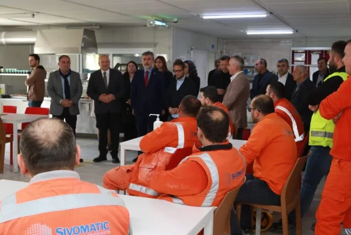 BAŞKAN TAVLI, “ÜNYE OSB’DE 6 BİN KİŞİ İSTİHDAM EDİLECEK” 1 69 jpg