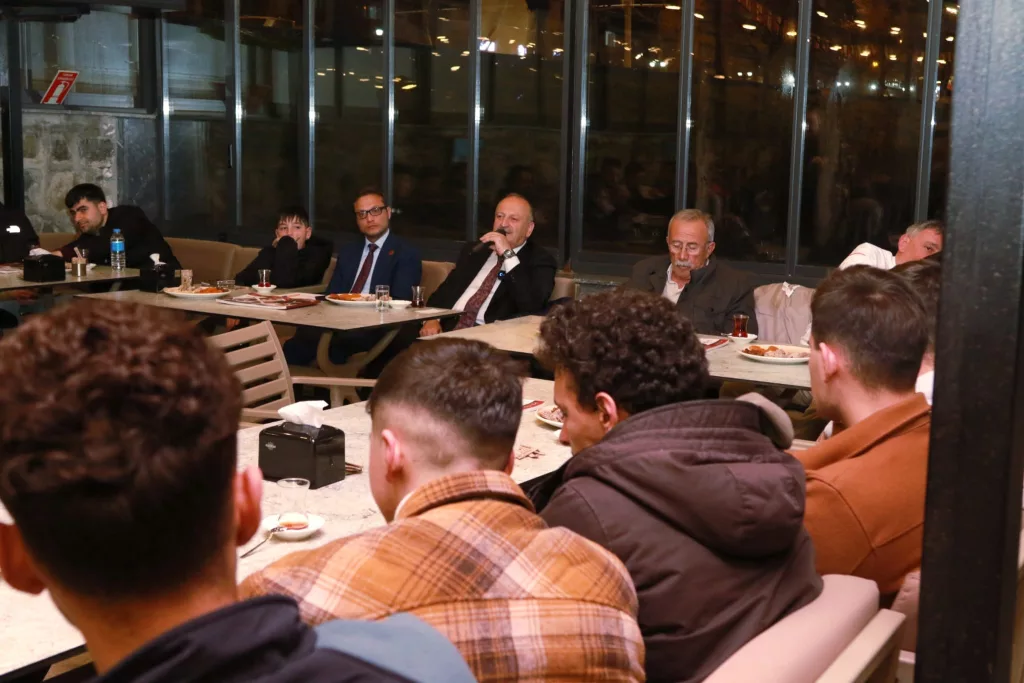 BAŞKAN TAVLI’DAN YOĞUN MESAİ 10 18