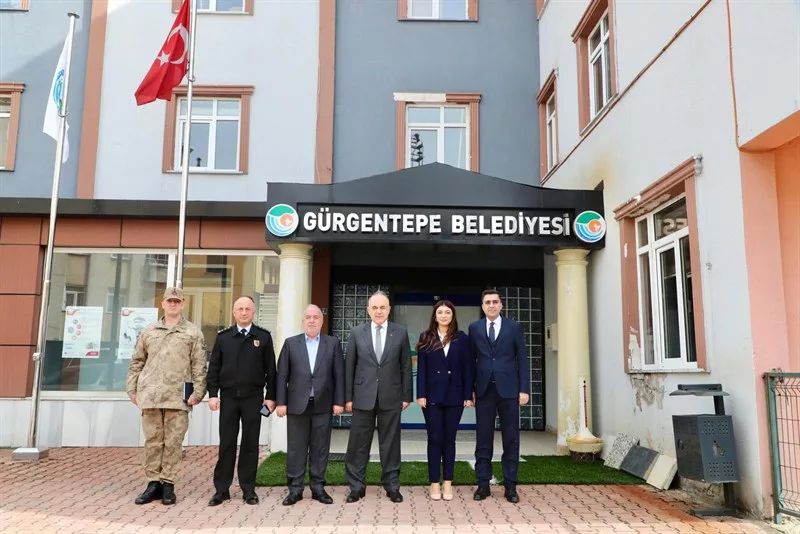 VALİ EROL, GÜRGENTEPE VE GÖLKÖY'DE 11 14 jpg
