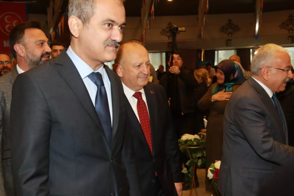 BAŞKAN TAVLI, “ÜNYE YÜZYILI BELEDİYECİLİĞİNE PROJELERİMİZLE HAZIRIZ” 13 1
