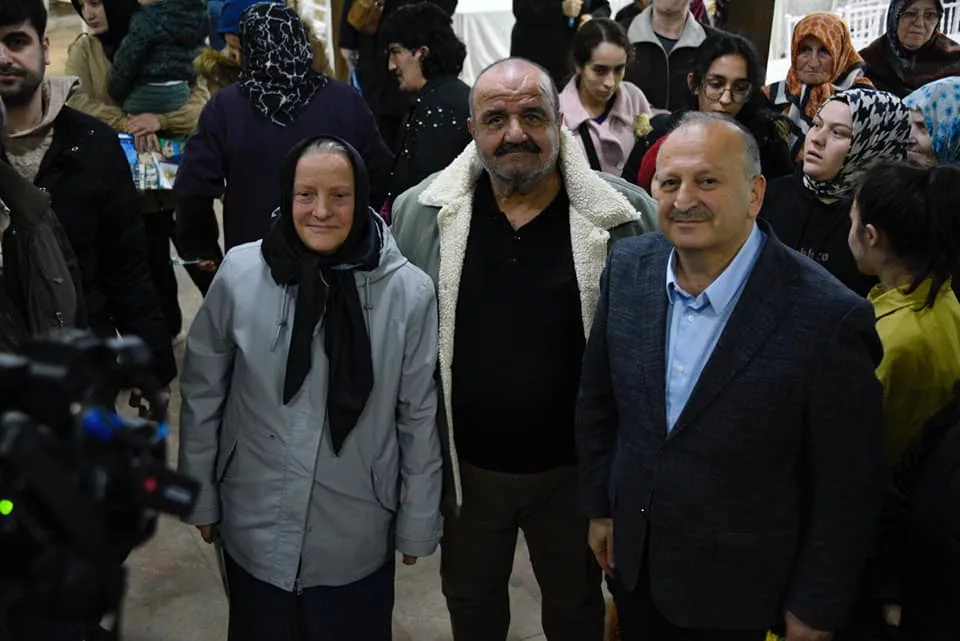 MUHTAR ÖZDEMİR, “BAŞKANIMIZ BURUNUCU MAHALLESİ’NİN FOTOĞRAFINI DEĞİŞTİRDİ” 13 2 jpg
