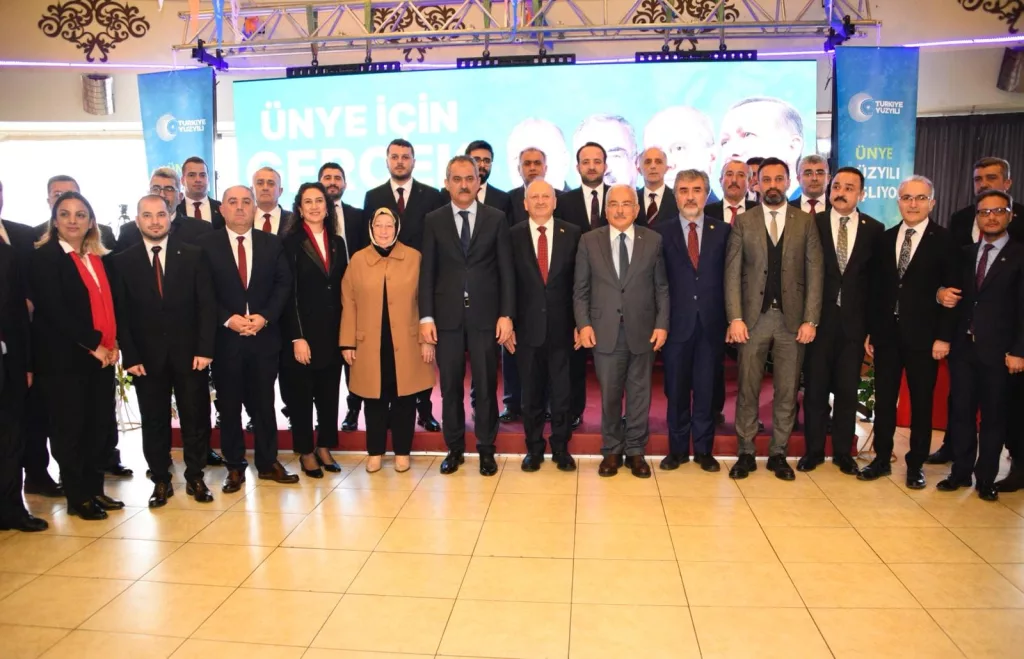 BAŞKAN TAVLI, “ÜNYE YÜZYILI BELEDİYECİLİĞİNE PROJELERİMİZLE HAZIRIZ” 17 1