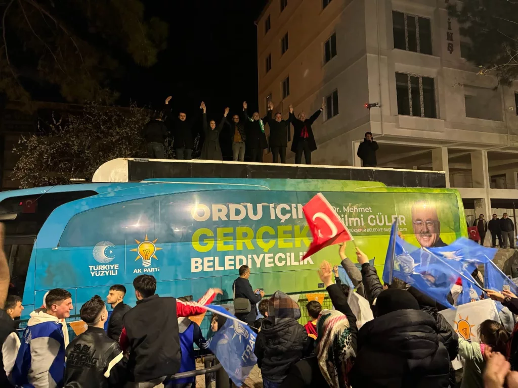 BAŞKAN TAVLI’YA ÇINARLIK VE KALEDERE’DEN GÜÇLÜ DESTEK! 18 4