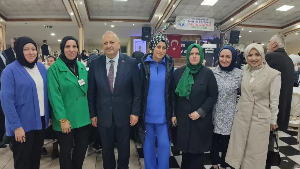 BAŞKAN TAVLI HEMŞEHRİLERİYLE İSTANBUL’DA İFTAR SOFRASINDA BULUŞTU 29