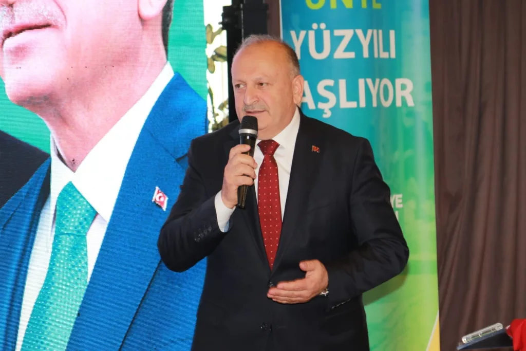 BAŞKAN TAVLI, “ÜNYE YÜZYILI BELEDİYECİLİĞİNE PROJELERİMİZLE HAZIRIZ” 3 3