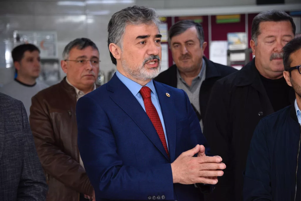 BAŞKAN TAVLI, “ÜNYE OSB’DE 6 BİN KİŞİ İSTİHDAM EDİLECEK” 3 45