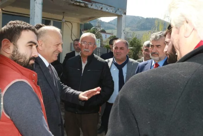BAŞKAN TAVLI, “ÜNYE’MİZİN GELECEĞİ İÇİN HİZMET ÜRETİYORUZ” 3 50 jpg